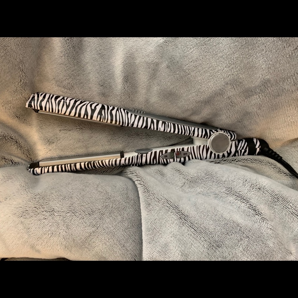 Conair Hair Straightener/Flat Iron